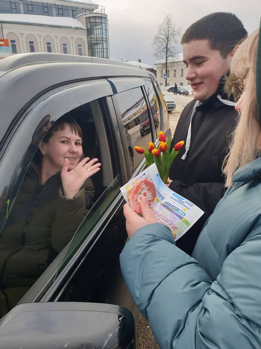 Официальный сайт администрации городского округа Семеновский - Акция «Вам,  любимые», посвященная Международному женскому дню